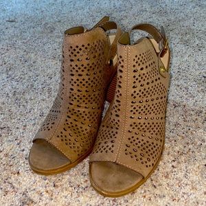 dolce vita heeled sandal booties